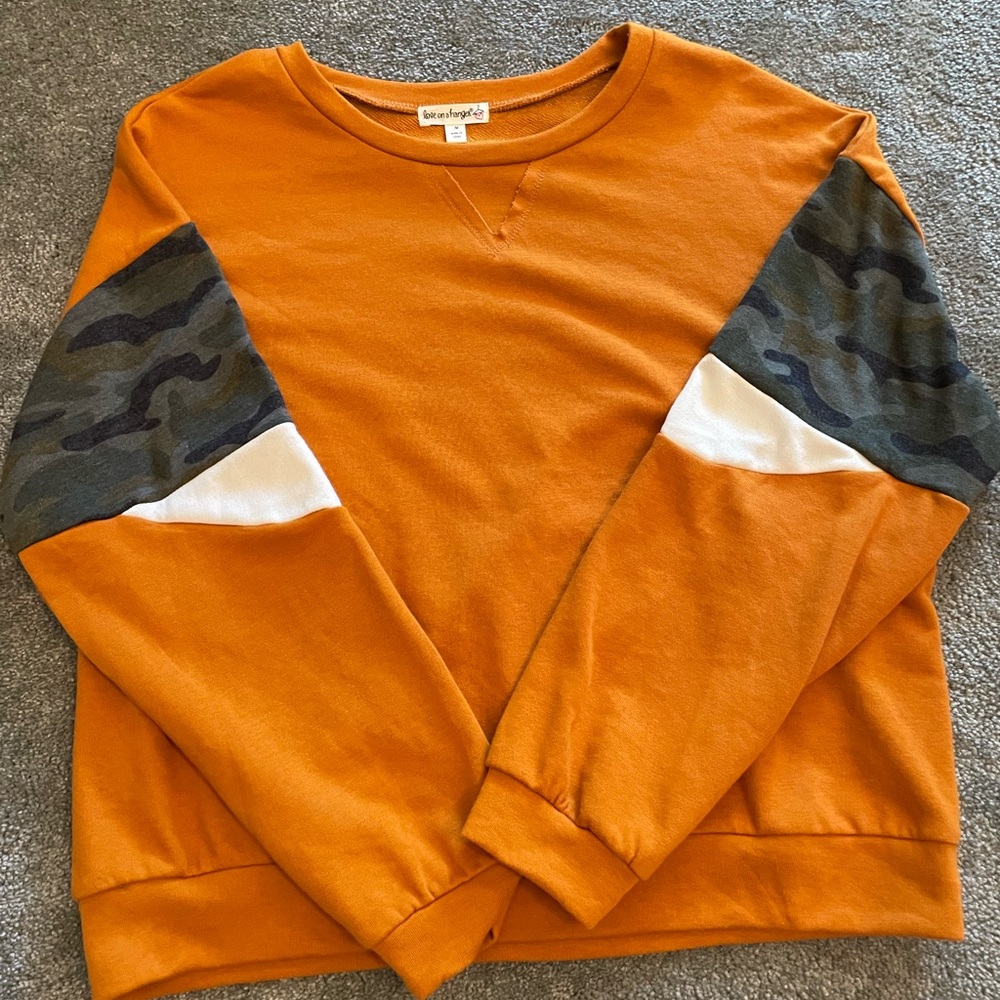 Juniors Medium, Fall Sweatshirt